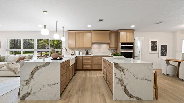 4623 W BROWNING AVENUE, Tampa, FL 33629