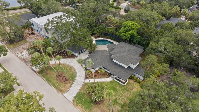 4623 W BROWNING AVENUE, Tampa, FL 33629