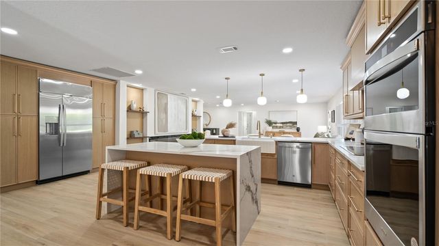 4623 W BROWNING AVENUE, Tampa, FL 33629