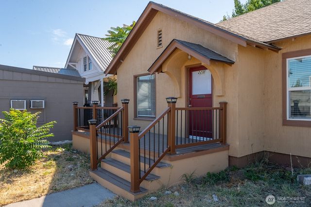 225 Basin Street SW, Ephrata, WA 98823