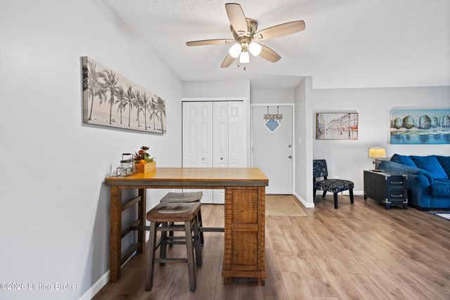 3508 Lodge Ln 123, Louisville, KY 40218