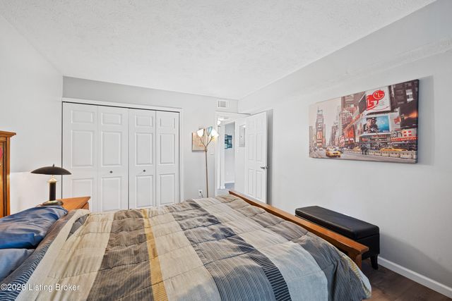 3508 Lodge Ln 123, Louisville, KY 40218