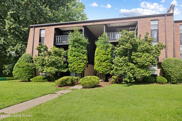 3508 Lodge Ln 123, Louisville, KY 40218