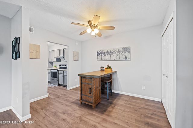 3508 Lodge Ln 123, Louisville, KY 40218