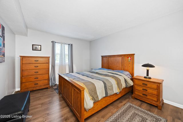 3508 Lodge Ln 123, Louisville, KY 40218