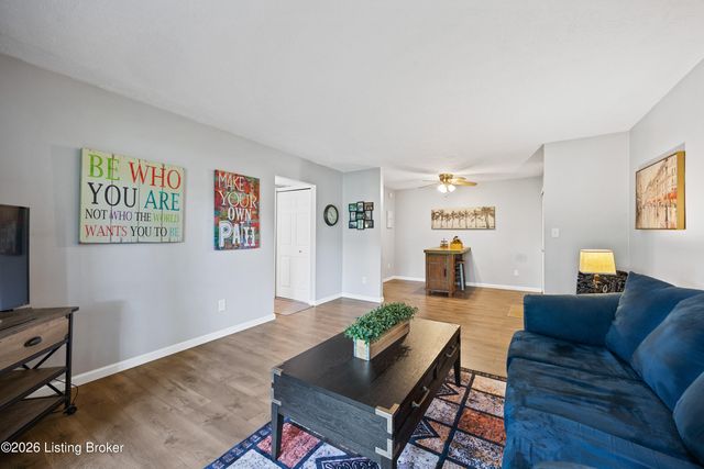 3508 Lodge Ln 123, Louisville, KY 40218