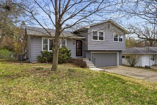 906 Talwrn, Iowa City, IA 52246