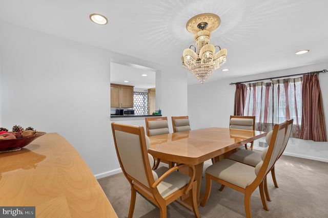 662 LAWLER ST, Philadelphia, PA 19116