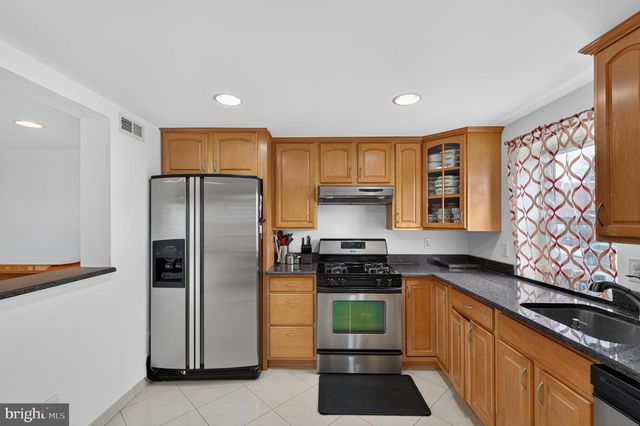 662 LAWLER ST, Philadelphia, PA 19116
