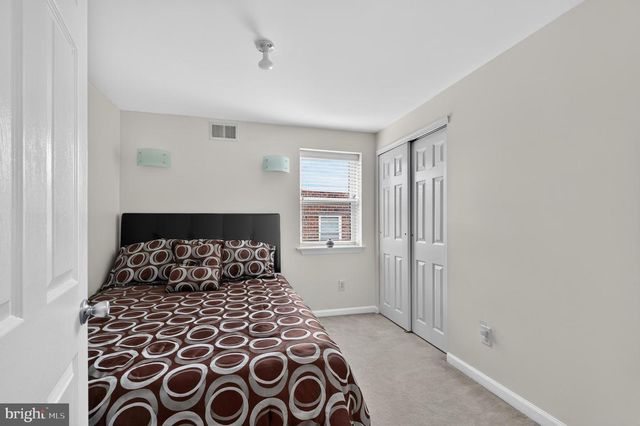 662 LAWLER ST, Philadelphia, PA 19116