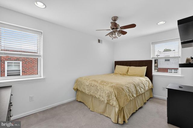 662 LAWLER ST, Philadelphia, PA 19116