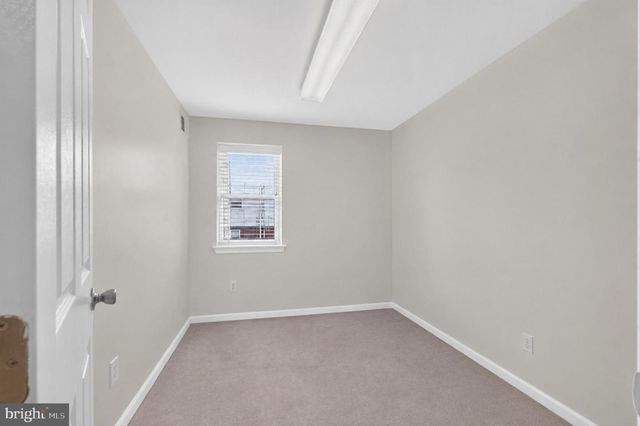 662 LAWLER ST, Philadelphia, PA 19116