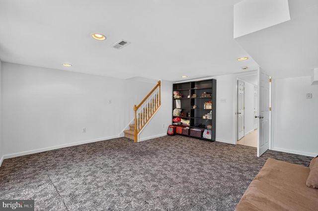 662 LAWLER ST, Philadelphia, PA 19116