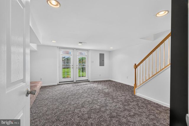 662 LAWLER ST, Philadelphia, PA 19116