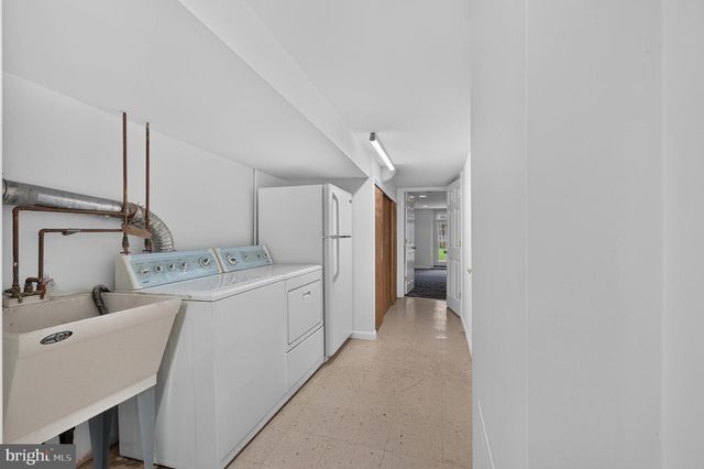 662 LAWLER ST, Philadelphia, PA 19116