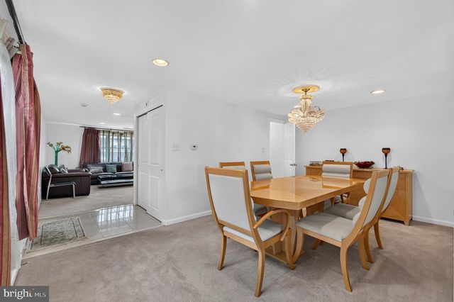 662 LAWLER ST, Philadelphia, PA 19116
