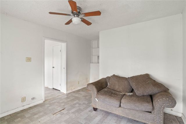 4621 Odem Dr, Corpus Christi, TX 78415