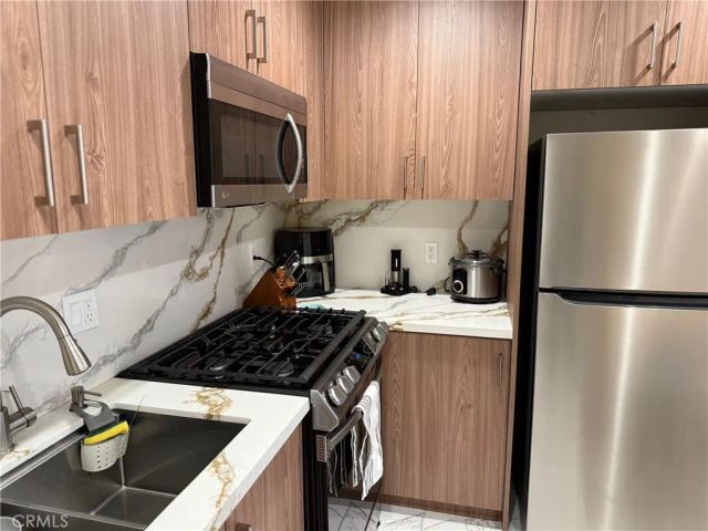 20625 Tuba Street, Chatsworth, CA 91311