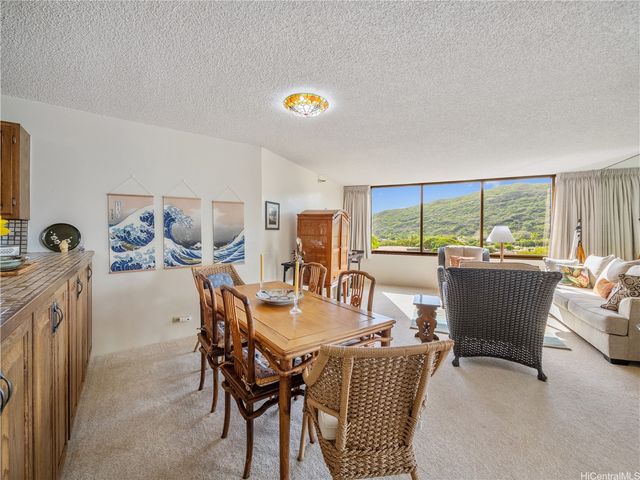 555 Hahaione Street 5C, Honolulu, HI 96825