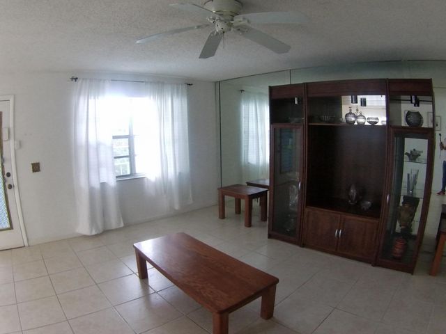 556 Capri L, Delray Beach, FL 33484