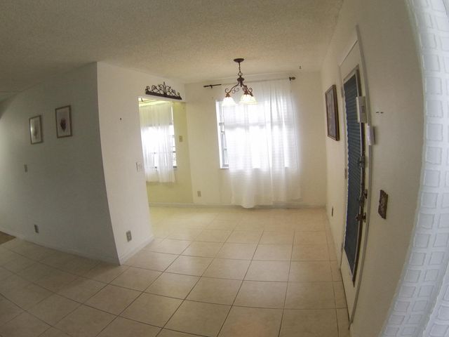 556 Capri L, Delray Beach, FL 33484