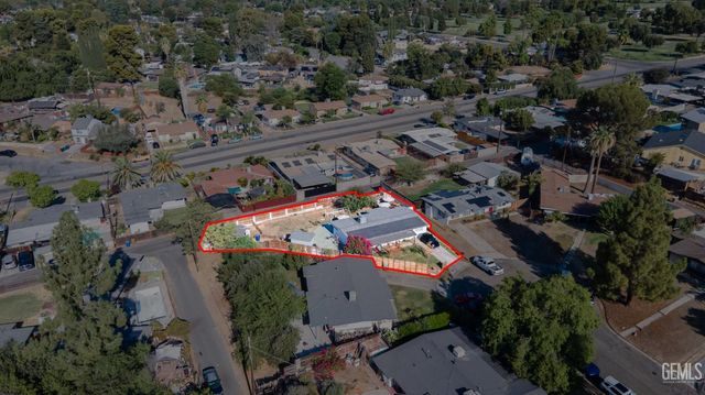 909 Oberlin Court, Bakersfield, CA 93305