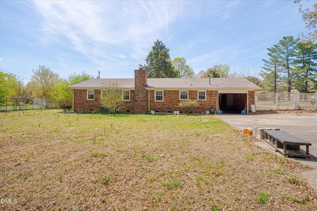 2516 Evergreen Avenue, Burlington, NC 27217