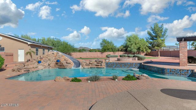 8406 W WILLIAMS Road, Peoria, AZ 85383