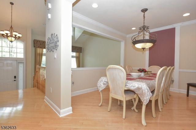 3 Skyview Dr, North Haledon Boro, NJ 07508