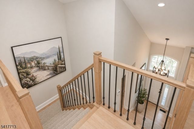 3 Skyview Dr, North Haledon Boro, NJ 07508