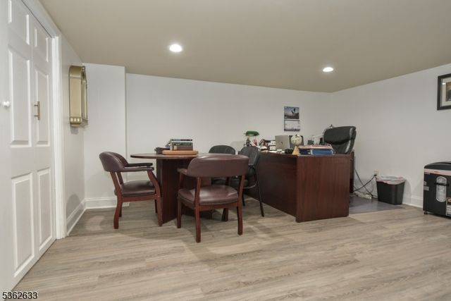 3 Skyview Dr, North Haledon Boro, NJ 07508