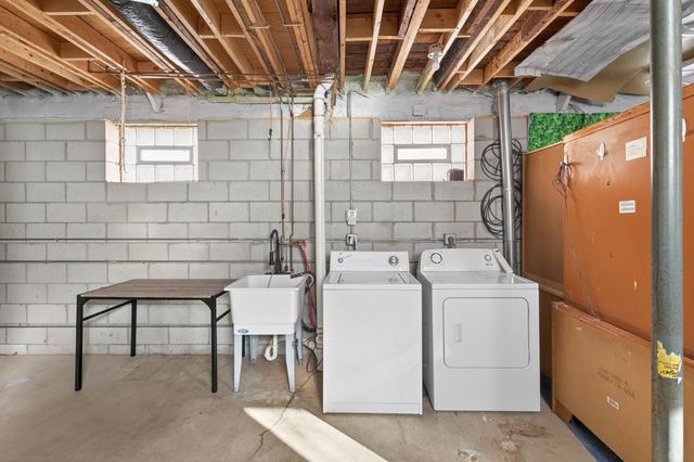 2828 12th Avenue S, Minneapolis, MN 55407