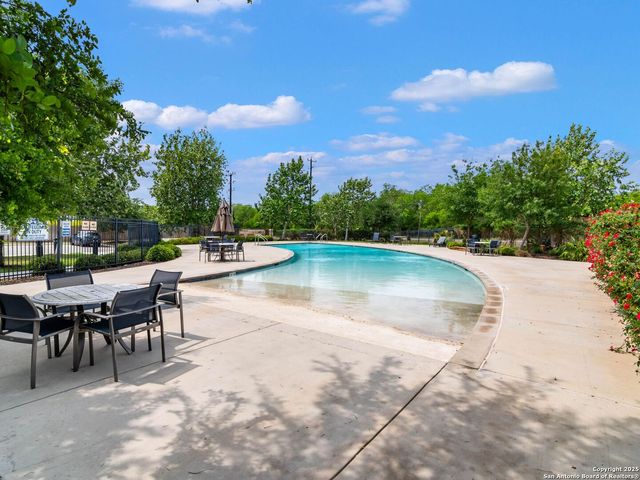 11547 Lightning Way, San Antonio, TX 78245