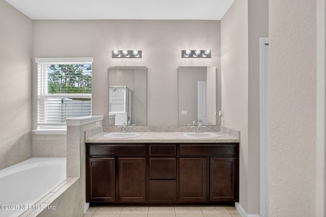 5369 KELLAR Circle, Jacksonville, FL 32218