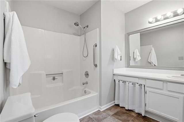 165 Riverchase Drive, Woodstock, GA 30188