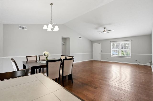 165 Riverchase Drive, Woodstock, GA 30188