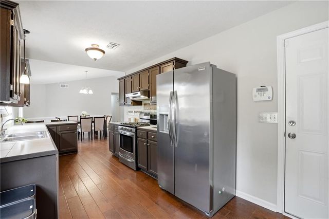 165 Riverchase Drive, Woodstock, GA 30188