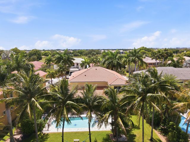 7598 NW 117th Lane, Parkland, FL 33076