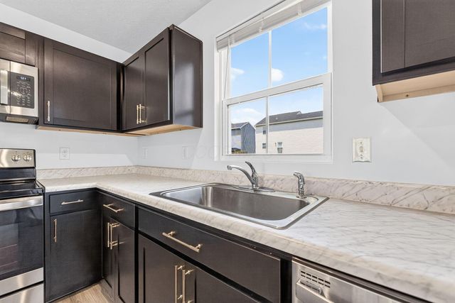 508 Skyway Drive, Springfield, OH 45505