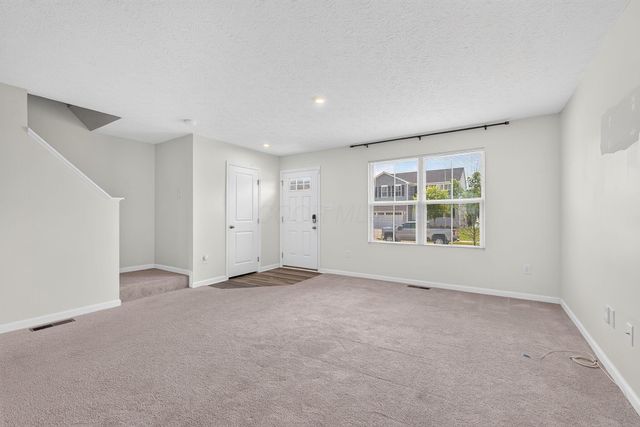 508 Skyway Drive, Springfield, OH 45505