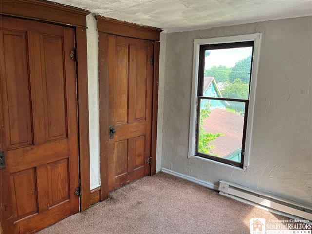 14 Dearing Avenue, Jamestown, NY 14701