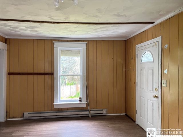 14 Dearing Avenue, Jamestown, NY 14701