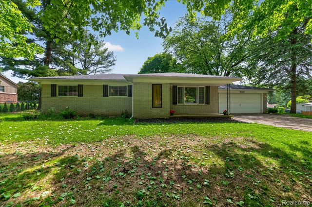 64400 Tipperary Drive, Washington Township, MI 48095