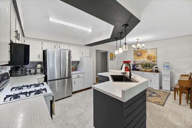 64400 Tipperary Drive, Washington Township, MI 48095