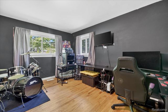 64400 Tipperary Drive, Washington Township, MI 48095
