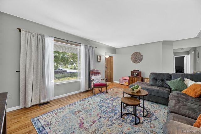 64400 Tipperary Drive, Washington Township, MI 48095