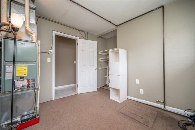 2430 Redgate Lane, Youngstown, OH 44511