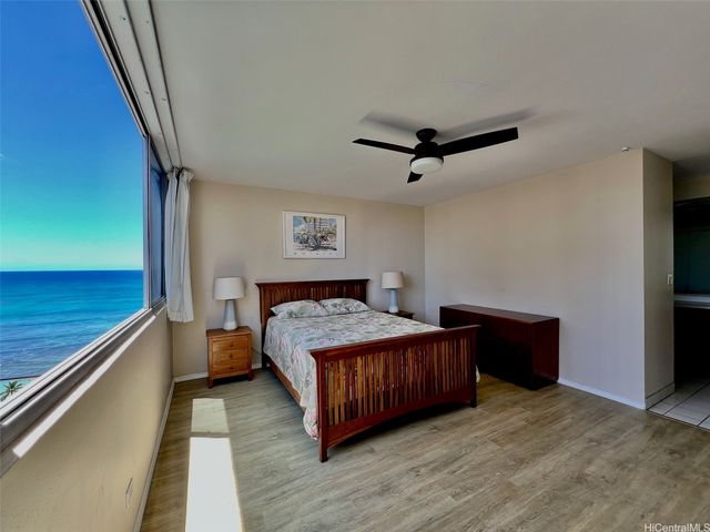 2500 Kalakaua Avenue 1604, Honolulu, HI 96815