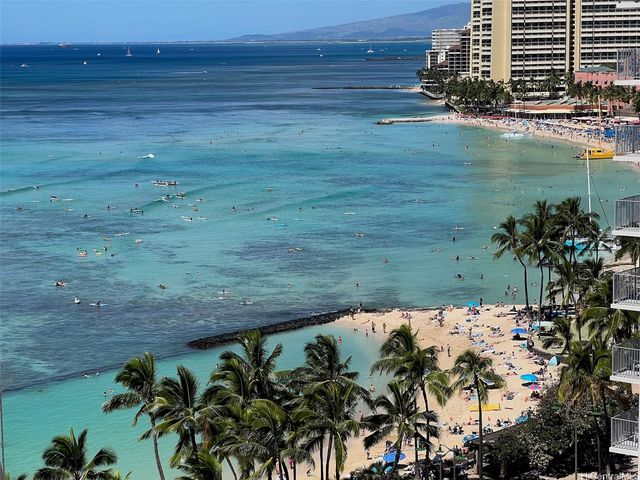 2500 Kalakaua Avenue 1604, Honolulu, HI 96815