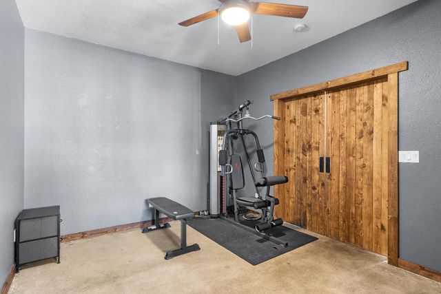 1418 Hunter Creek Dr, Patterson, CA 95363